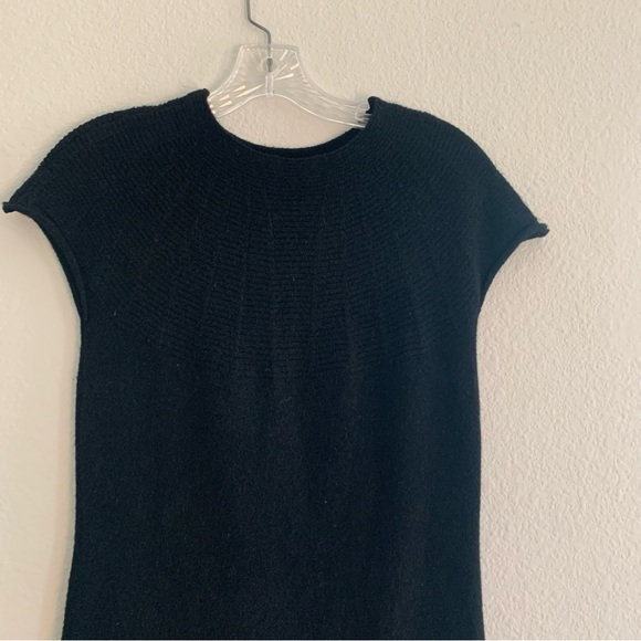 Metric Short Sleeve Scoop Neck Knit Tunic Top size Medium Black - Picture 2 of 10